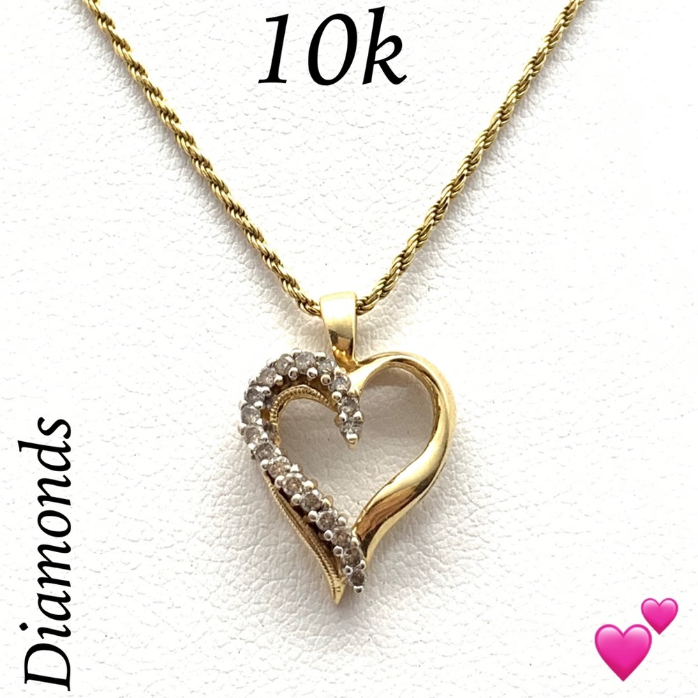 SOLD🔥 10K Diamond Cutout Heart Pendant Necklace